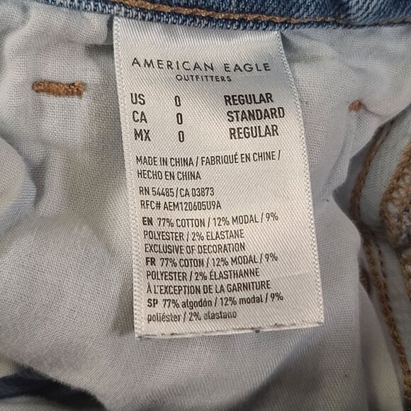 American Eagle Mom Jeans Womens 0 26x27 Light Wash High Rise Distressed - Picture 5 of 14